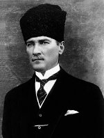 První prezident Turecké republiky Mustafa Kemal Atatürk První prezident Turecké republiky Mustafa Kemal Atatürk